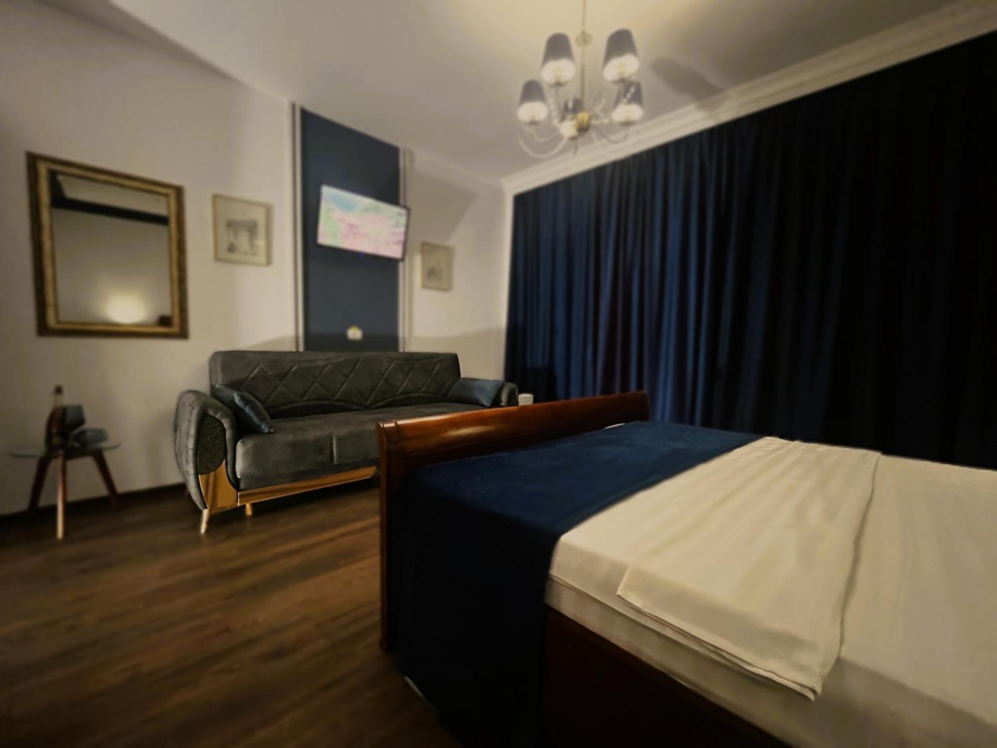 Riviera 990 - Resort & Restaurant Ieşelniţa Esterno foto