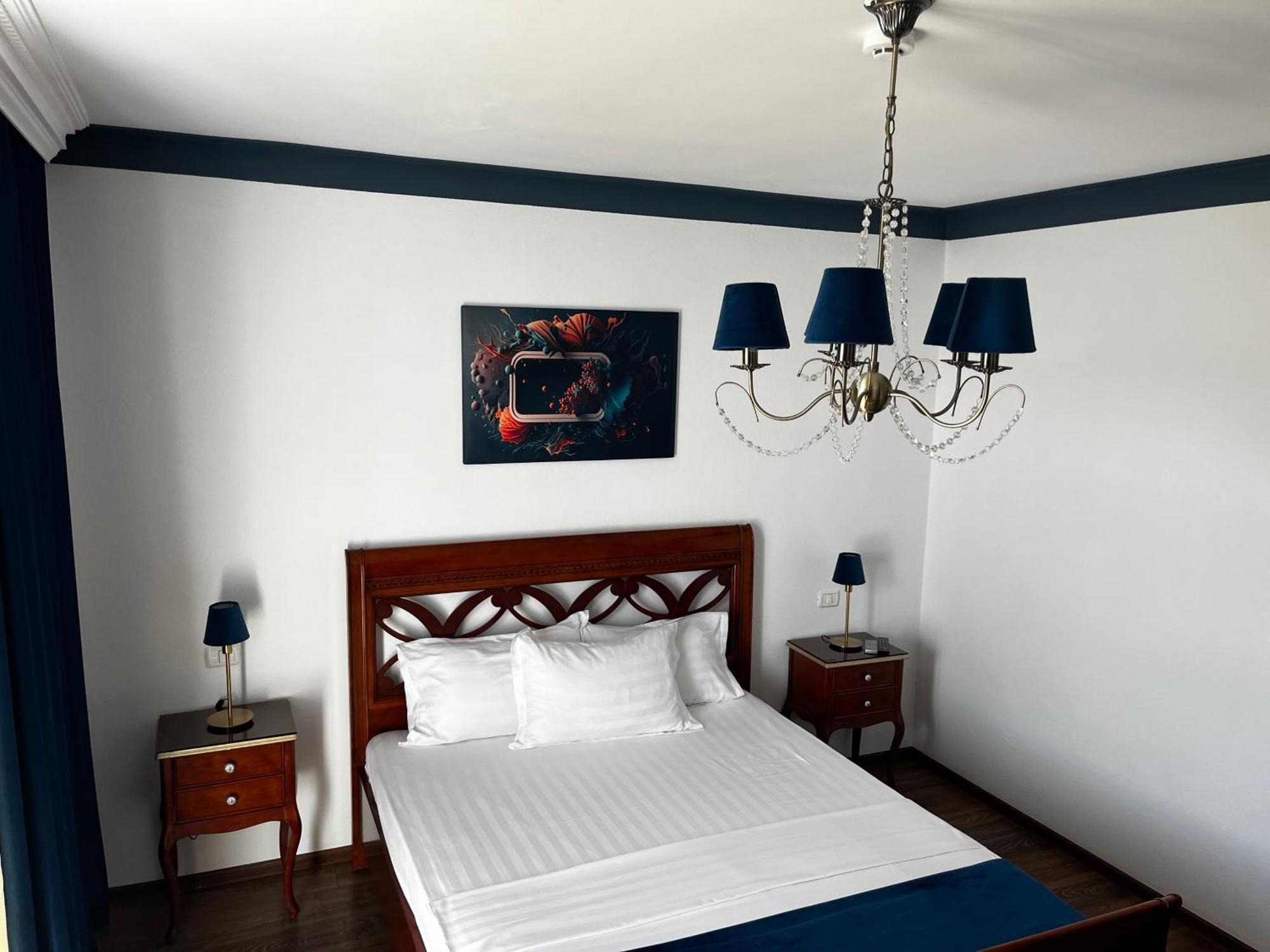 Riviera 990 - Resort & Restaurant Ieşelniţa Esterno foto