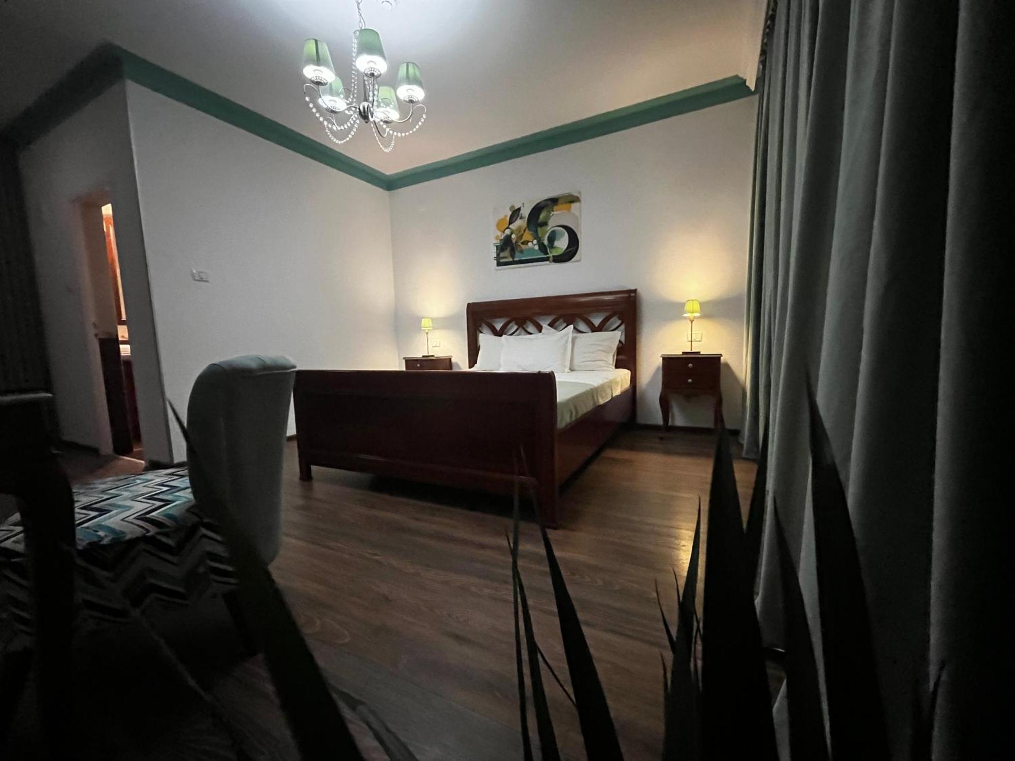 Riviera 990 - Resort & Restaurant Ieşelniţa Esterno foto
