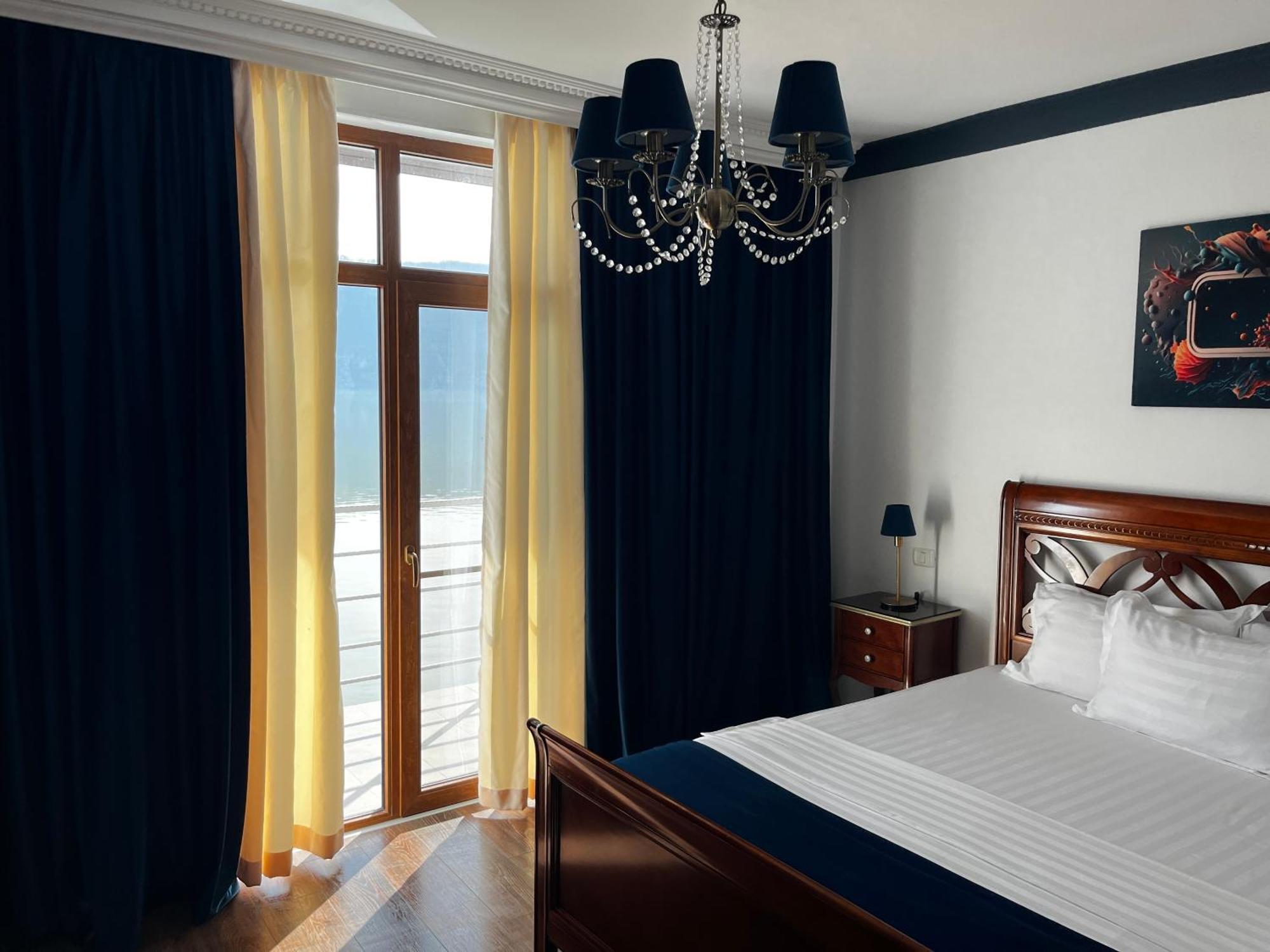 Riviera 990 - Resort & Restaurant Ieşelniţa Esterno foto