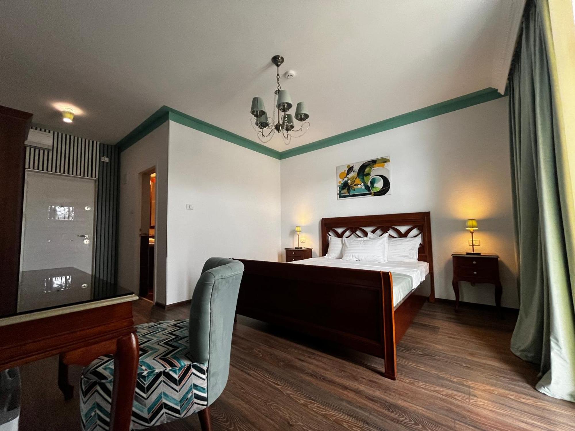 Riviera 990 - Resort & Restaurant Ieşelniţa Esterno foto